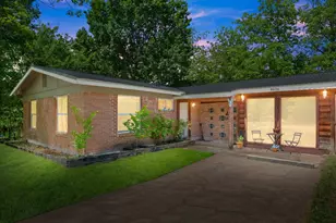 4606 S 2nd St, Austin, TX 78745 - Photo 24