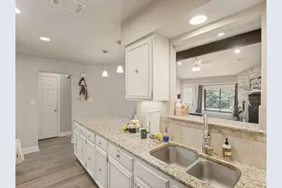 1006 Rolling Green Drive, Round Rock, TX 78664 - Photo 10