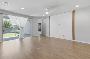 103 Trailside Ln, Bastrop, TX 78602 - Photo 10