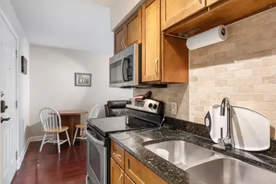 2020 S Congress Avenue #1122, Austin, TX 78704 - Photo 8