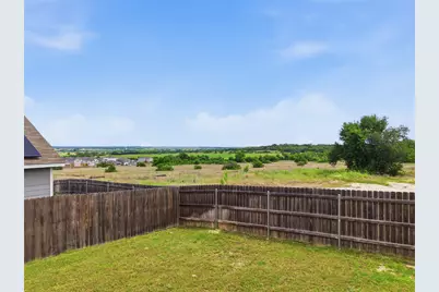 116 Night Riders Way, Jarrell, TX 76537 - Photo 32