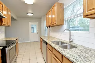 6121 Ponca St, Austin, TX 78741 - Photo 8