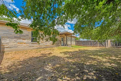 1375 Main Street, Liberty Hill, TX 78642 - Photo 32