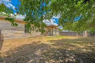 1375 Main St, Liberty Hill, TX 78642 - Photo 32