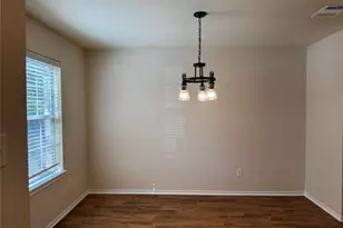 200 Meadow Park Dr, Georgetown, TX 78626 - Photo 2