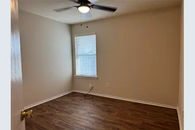 200 Meadow Park Drive, Georgetown, TX 78626 - Photo 14