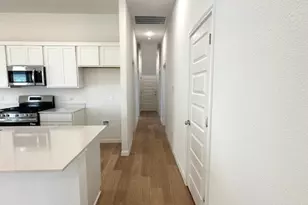 155 Tolo Dr, Elgin, TX 78621 - Photo 10