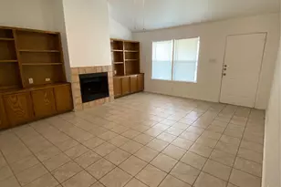 1304B Conway Dr, San Marcos, TX 78666 - Photo 2