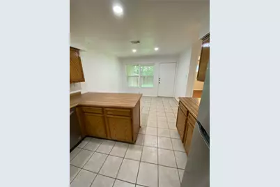 1304-B Conway Drive, San Marcos, TX 78666 - Photo 4