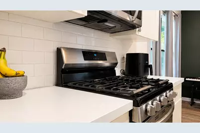 6016 Signal Point, Austin, TX 78724 - Photo 8