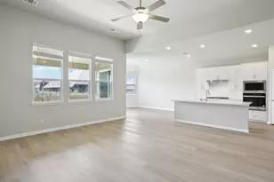 180 Coopers Hawk Crst, Cedar Creek, TX 78612 - Photo 2