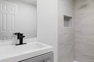 707 W 7th St, Taylor, TX 76574 - Photo 26