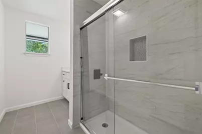 707 W 7th Street, Taylor, TX 76574 - Photo 22