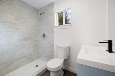 707 W 7th Street, Taylor, TX 76574 - Photo 38