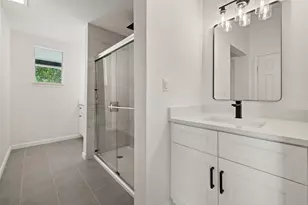 707 W 7th St, Taylor, TX 76574 - Photo 20