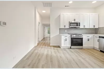 707 W 7th Street, Taylor, TX 76574 - Photo 16