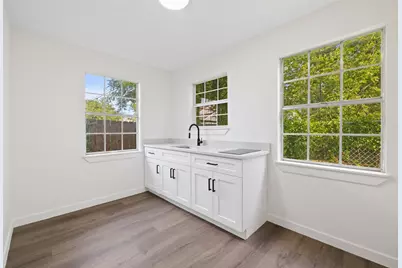 707 W 7th Street, Taylor, TX 76574 - Photo 34