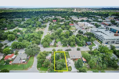 308 E Austin Avenue, Round Rock, TX 78664 - Photo 12