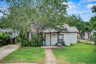 308 E Austin Ave, Round Rock, TX 78664 - Photo 1