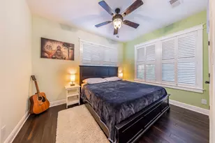 2013 Canterbury St, Austin, TX 78702 - Photo 6