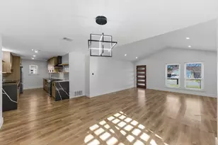 3817 Leafield Dr, Austin, TX 78749 - Photo 10