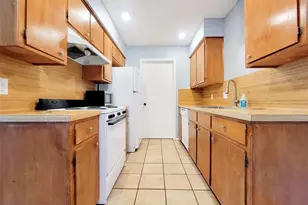 3503 Rocky Hollow Trail, Georgetown, TX 78628 - Photo 6