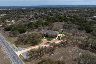 105 Creekside Trail, Spicewood, TX 78669 - Photo 38