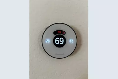 113 Star Pass, Jarrell, TX 76537 - Photo 8