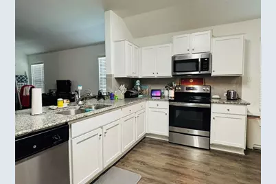 113 Star Pass, Jarrell, TX 76537 - Photo 10