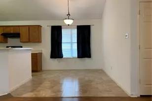 5836 Lomita Verde Cir, Austin, TX 78749 - Photo 10