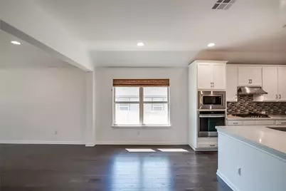 105 Meadow Wood Cove, Georgetown, TX 78626 - Photo 14