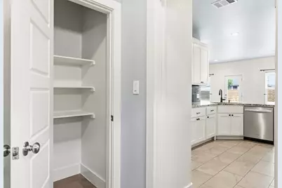 237 Dudley Way, Fredericksburg, TX 78624 - Photo 6