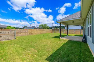 237 Dudley Wy, Fredericksburg, TX 78624 - Photo 18