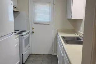 12503 Turtle Rock Rd, Austin, TX 78729 - Photo 6