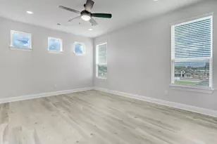 118 Periwinkle Ln, Bastrop, TX 78602 - Photo 4