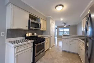 13004 Campos Dr, Austin, TX 78727 - Photo 12
