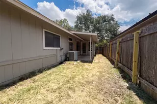 13004 Campos Dr, Austin, TX 78727 - Photo 28