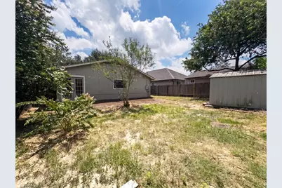 13004 Campos Drive, Austin, TX 78727 - Photo 32