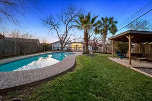 5305 Fairmont Cir, Austin, TX 78745 - Photo 32