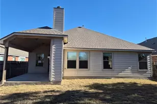 505 Bluehaw Dr, Georgetown, TX 78628 - Photo 2