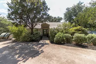 25201 & 25203 Lakeview Dr, Spicewood, TX 78669 - Photo 4