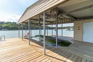 25201 & 25203 Lakeview Dr, Spicewood, TX 78669 - Photo 20