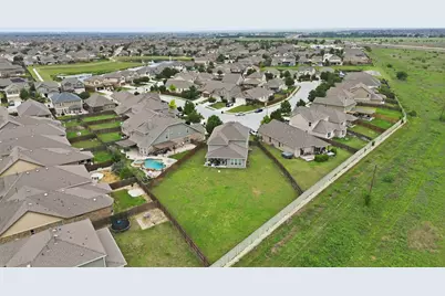 165 Carlina Loop, Liberty Hill, TX 78642 - Photo 2