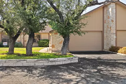 28 Oaks Place, Lago Vista, TX 78645 - Photo 1