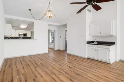 28 Oaks Place, Lago Vista, TX 78645 - Photo 10