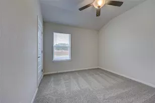 201 Fairmeadow Downs Dr, Hutto, TX 78634 - Photo 16