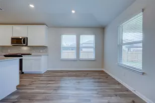 201 Fairmeadow Downs Dr, Hutto, TX 78634 - Photo 10