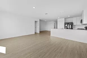 13216 Eastland Dr, Mustang Ridge, TX 78610 - Photo 6