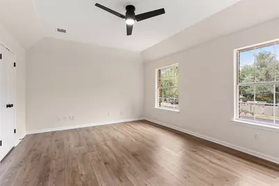 13102 Hunters Chase Drive, Austin, TX 78729 - Photo 24