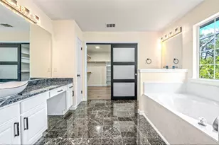 13102 Hunters Chase Dr, Austin, TX 78729 - Photo 28